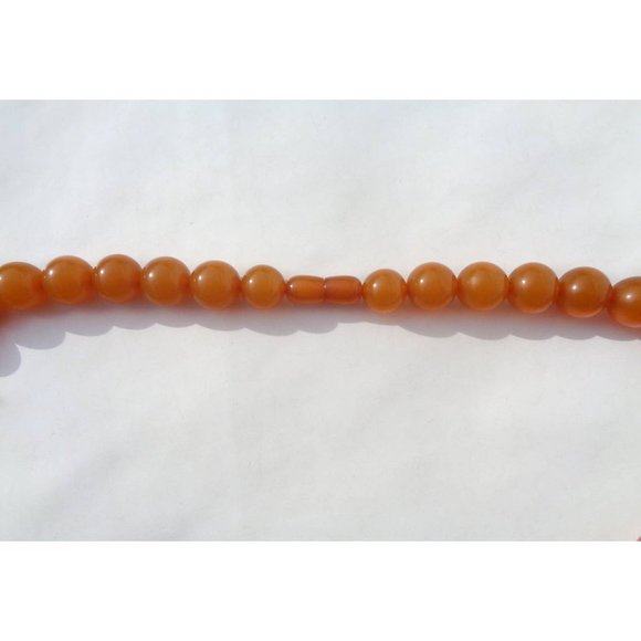VINTAGE 1960s Butterscotch/ Egg Yolk Baltic Amber Necklace, Round Beads 13-17mm - Picture 5 of 6